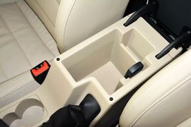 2015款斯柯达明锐1.6L自动逸俊版