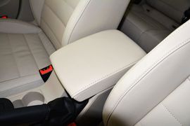 2015款斯柯达明锐1.6L自动逸俊版