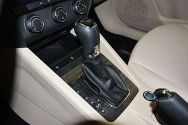 2015款斯柯达明锐1.6L自动逸俊版