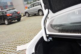 2015款东南V5菱致1.5L手动爵士版