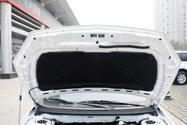 2015款东南V5菱致1.5L手动爵士版