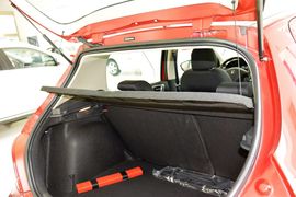 2013款标致307两厢1.6L手动舒适版