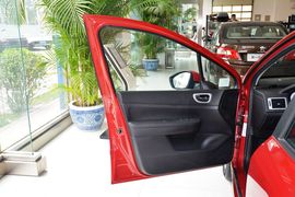 2013款标致307两厢1.6L手动舒适版