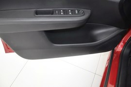 2013款标致307两厢1.6L手动舒适版