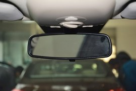 2013款标致307两厢1.6L手动舒适版