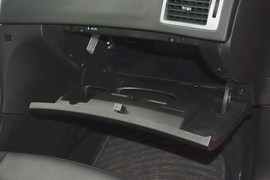 2013款标致307两厢1.6L手动舒适版