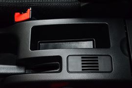 2013款标致307两厢1.6L手动舒适版