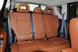 2014款Jeep指南者2.4L四驱豪华导航版