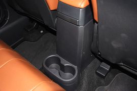 2014款Jeep指南者2.4L四驱豪华导航版