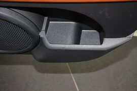 2014款Jeep指南者2.4L四驱豪华导航版