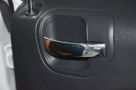 2014款Jeep指南者2.4L四驱豪华导航版