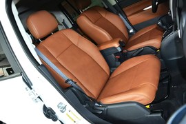2014款Jeep指南者2.4L四驱豪华导航版