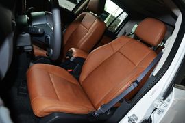 2014款Jeep指南者2.4L四驱豪华导航版