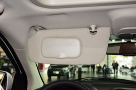 2014款Jeep指南者2.4L四驱豪华导航版