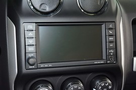 2014款Jeep指南者2.4L四驱豪华导航版