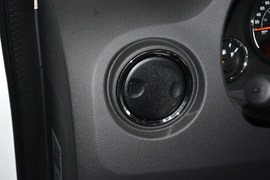2014款Jeep指南者2.4L四驱豪华导航版