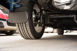 2015款双龙爱腾Sports皮卡2.0AT四驱