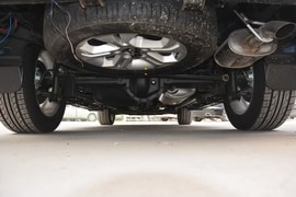 2015款双龙爱腾Sports皮卡2.0AT四驱