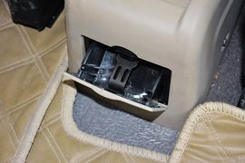 2009款东风风度御轩2.0L手动豪华型