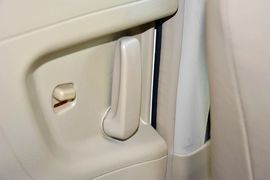 2009款东风风度御轩2.0L手动豪华型