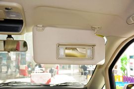 2009款东风风度御轩2.0L手动豪华型