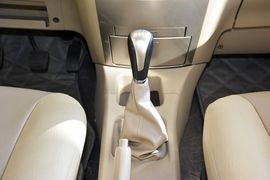 2009款东风风度御轩2.0L手动豪华型