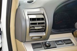 2009款东风风度御轩2.0L手动豪华型