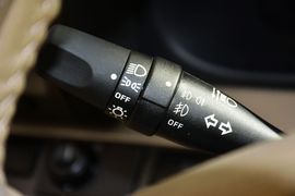 2009款东风风度御轩2.0L手动豪华型