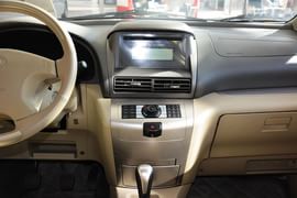 2009款东风风度御轩2.0L手动豪华型