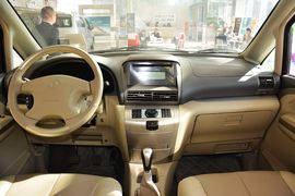 2009款东风风度御轩2.0L手动豪华型