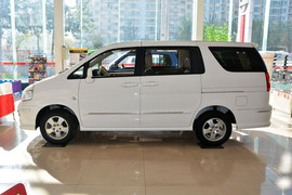 2009款东风风度御轩2.0L手动豪华型