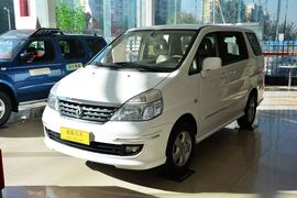 2009款东风风度御轩2.0L手动豪华型