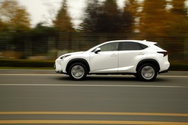 测试雷克萨斯NX300H