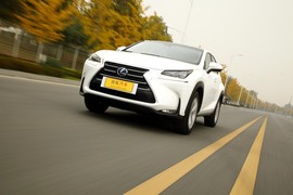 测试雷克萨斯NX300H