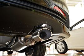2015款本田凌派1.8L自动豪华版