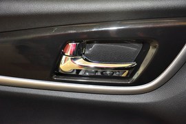 2015款本田凌派1.8L自动豪华版