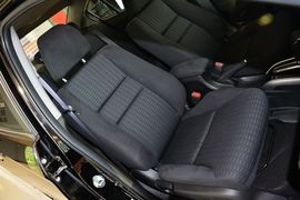 2015款本田凌派1.8L自动豪华版