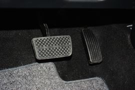 2015款本田凌派1.8L自动豪华版