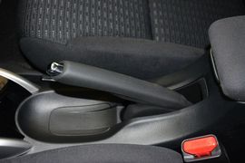 2015款本田凌派1.8L自动豪华版