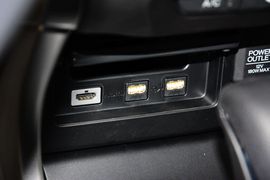 2015款本田凌派1.8L自动豪华版