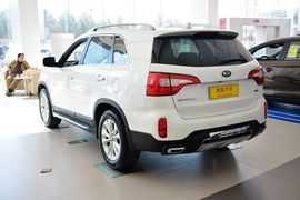 2013款起亚索兰托2.4L汽油四驱豪华版7座