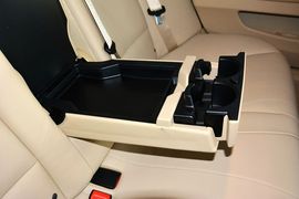 2014款宝马520i典雅型