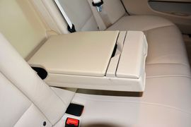 2014款宝马520i典雅型