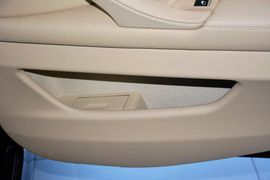 2014款宝马520i典雅型