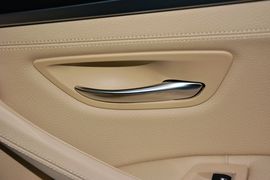 2014款宝马520i典雅型