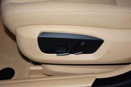 2014款宝马520i典雅型