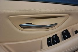 2014款宝马520i典雅型