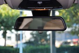 2014款宝马520i典雅型