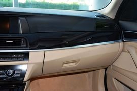 2014款宝马520i典雅型