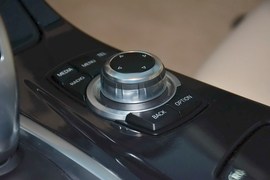 2014款宝马520i典雅型